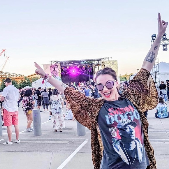 Welcome to my closet! @theelectricgem 💎 - Picture 7 of 9